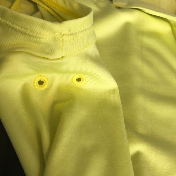 Athleta collar work out top for active lifestyles - Picture 8 of 8